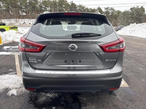 2022 Nissan Rogue Sport SV