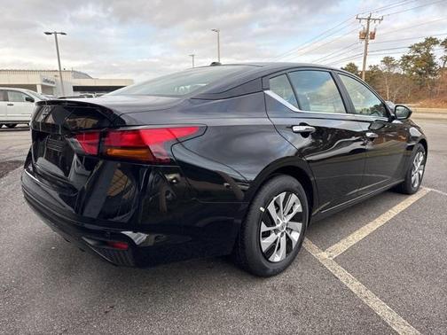 2025 Nissan Altima S