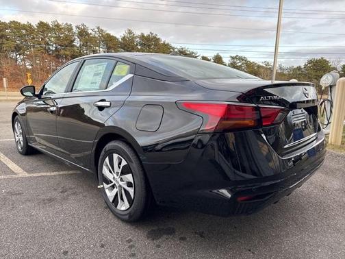 2025 Nissan Altima S