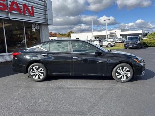 2025 Nissan Altima S