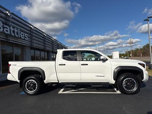 2024 Toyota Tacoma TRD Off Road