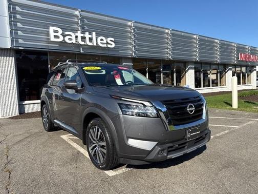 2022 Nissan Pathfinder Platinum