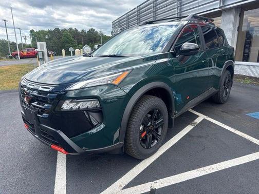 Obsidian Black 2026 Nissan Rogue Rock Creek