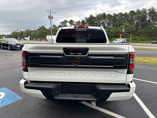 Glacier White 2026 Nissan Frontier PRO-4X