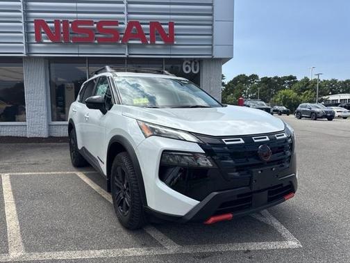 2025 Nissan Rogue Rock Creek