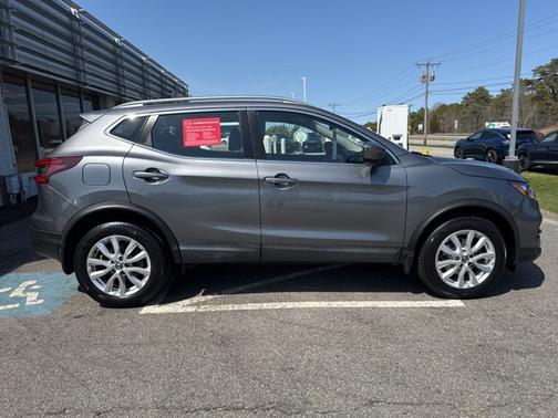 2020 Nissan Rogue Sport SV