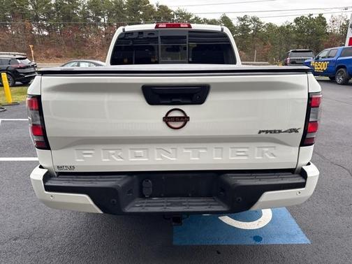 2022 Nissan Frontier PRO-4X