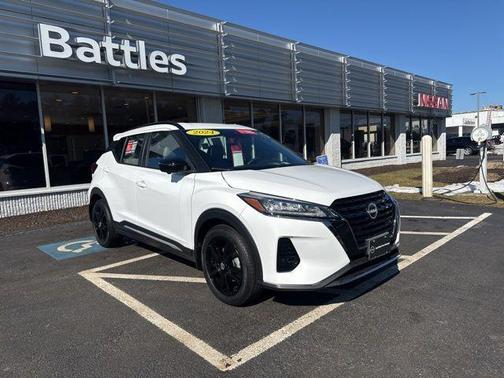 2024 Nissan Kicks SR