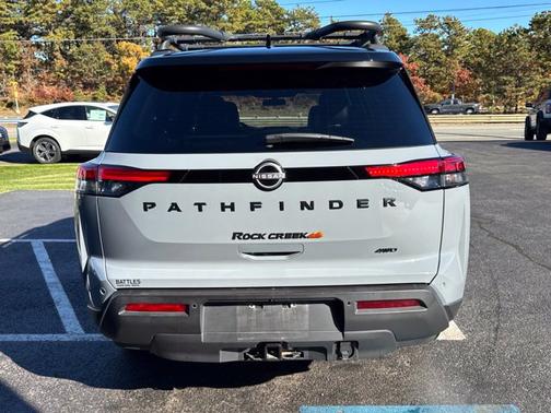 Solid Gray/Super Black 2024 Nissan Pathfinder Rock Creek
