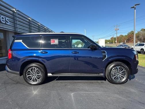 2025 Nissan Armada Platinum