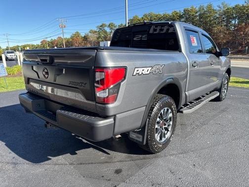 2024 Nissan Titan PRO-4X