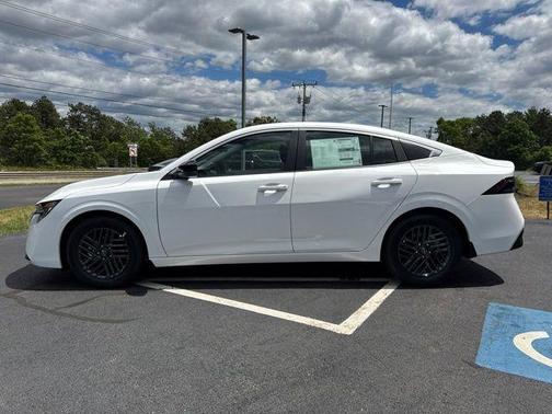 Cloud White 2026 Nissan Sentra SV