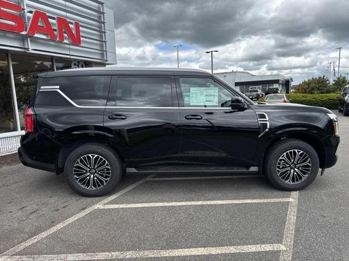 2025 Nissan Armada SL