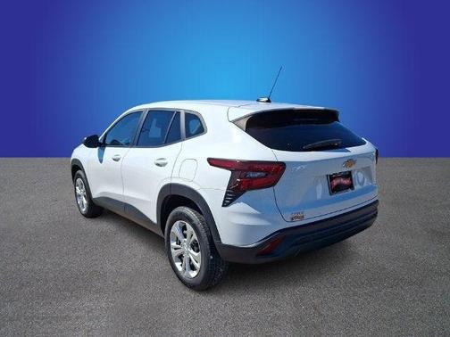 Summit White 2024 Chevrolet Trax LS