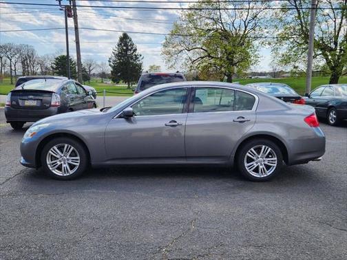 2013 INFINITI G37x Base