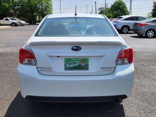 2015 Subaru Impreza 2.0i