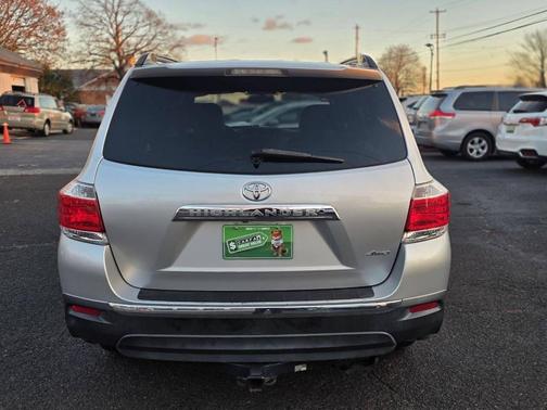 2013 Toyota Highlander SE