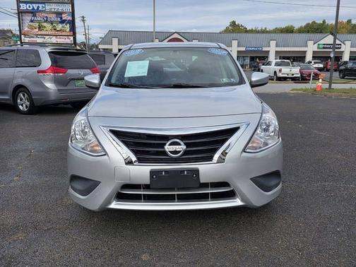 2016 Nissan Versa 1.6 SV