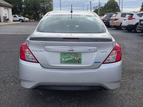 2016 Nissan Versa 1.6 SV