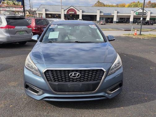 2016 Hyundai SONATA Hybrid SE