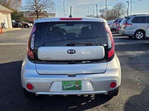 2018 Kia Soul +