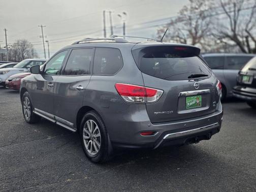 2015 Nissan Pathfinder SL