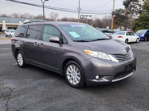 2015 Toyota Sienna XLE Premium