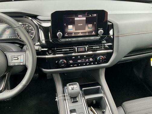 2025 Nissan Pathfinder Rock Creek 4WD