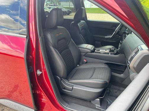 2023 Nissan Pathfinder Rock Creek 4WD