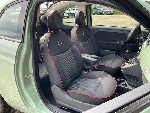 Verde Chiaro (Light Green) 2016 FIAT 500 Easy