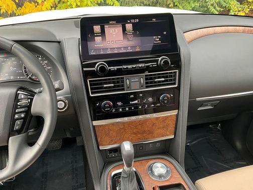 2024 Nissan Armada SL 4WD