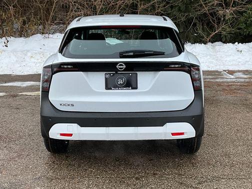 2026 Nissan Kicks S