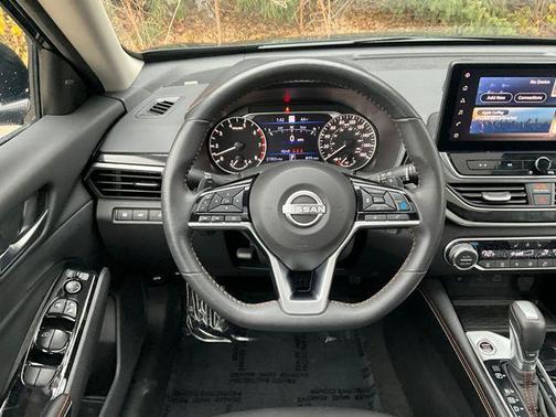 2024 Nissan Altima SR VC-Turbo FWD