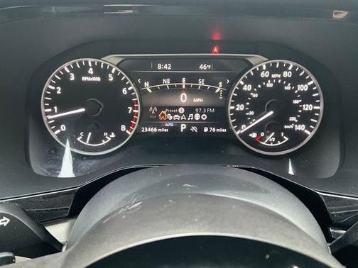 2023 Nissan Pathfinder SL 4WD