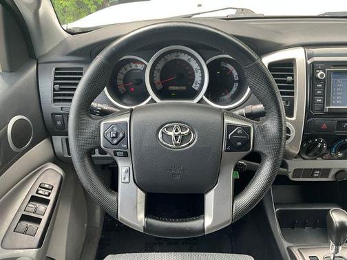 2014 Toyota Tacoma Base