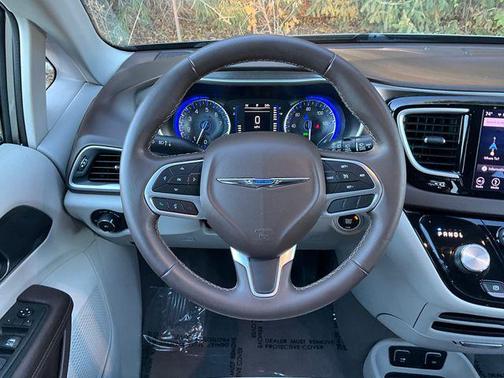 2018 Chrysler Pacifica Touring-L