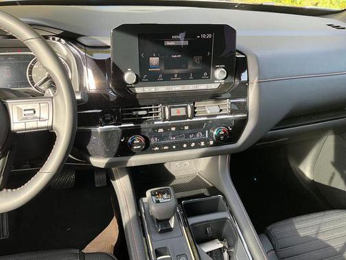 2025 Nissan Pathfinder Rock Creek 4WD