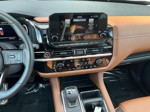 2023 Nissan Pathfinder Platinum 4WD