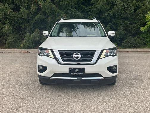 2020 Nissan Pathfinder Platinum 4WD