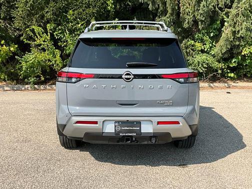 2023 Nissan Pathfinder Platinum 4WD