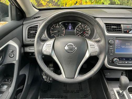 2016 Nissan Altima 2.5 SV