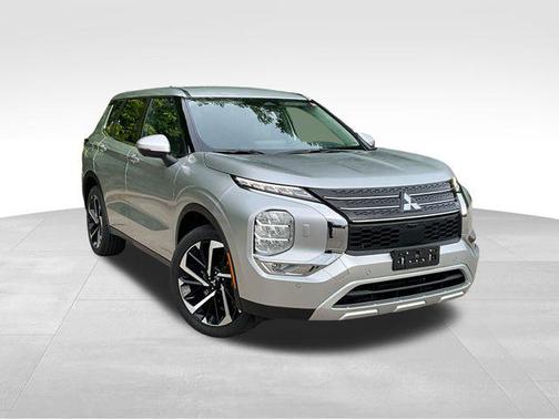White Diamond/Black Roof 2024 Mitsubishi Outlander SE Ralliart S-AWC