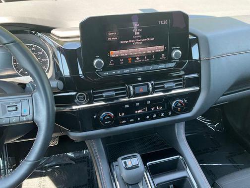 2024 Nissan Pathfinder Rock Creek 4WD