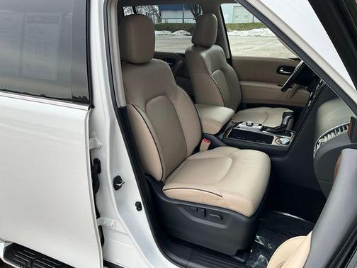 2024 Nissan Armada SL 4WD