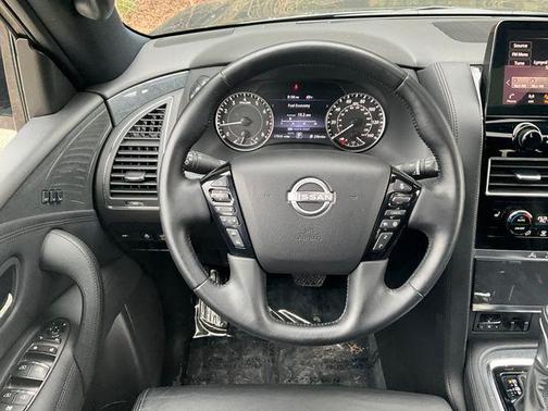 2024 Nissan Armada SL 4WD