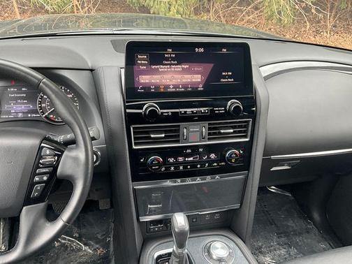 2024 Nissan Armada SL 4WD