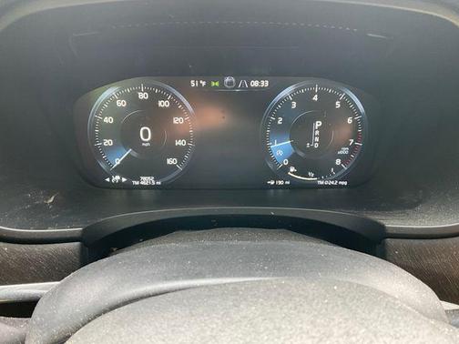 Onyx Black Metallic 2017 Volvo V90 Cross Country T6