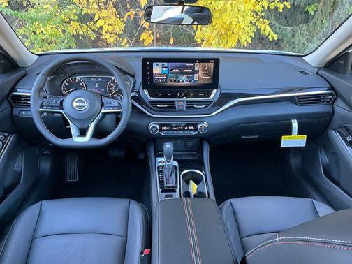 2025 Nissan Altima SR AWD