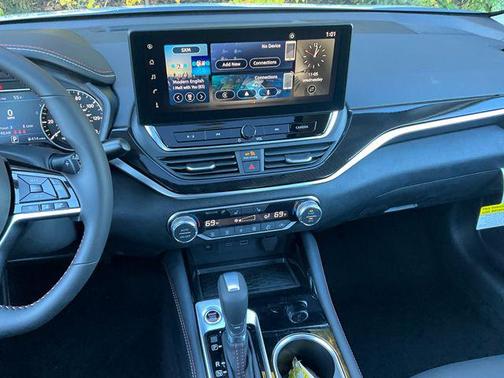 2025 Nissan Altima SR AWD