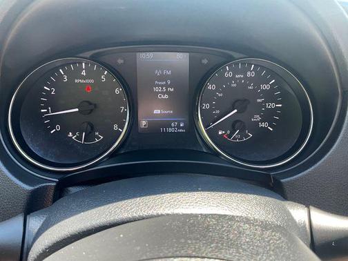 Brilliant Silver Metallic 2022 Nissan Rogue Sport S